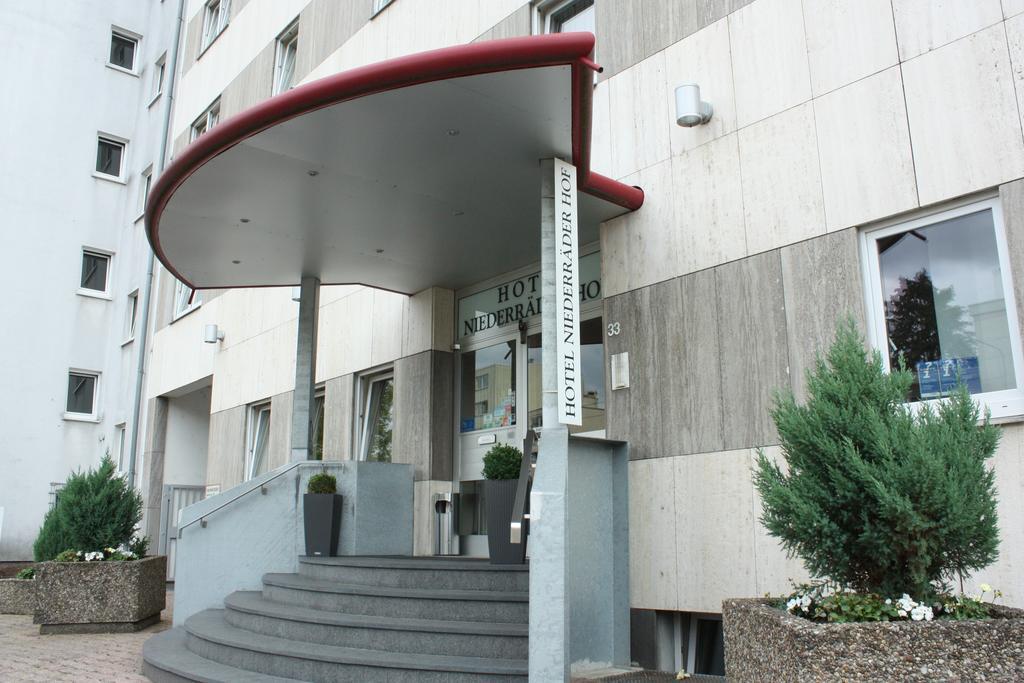Hotel Niederraeder Hof Frankfurt am Main Exterior foto