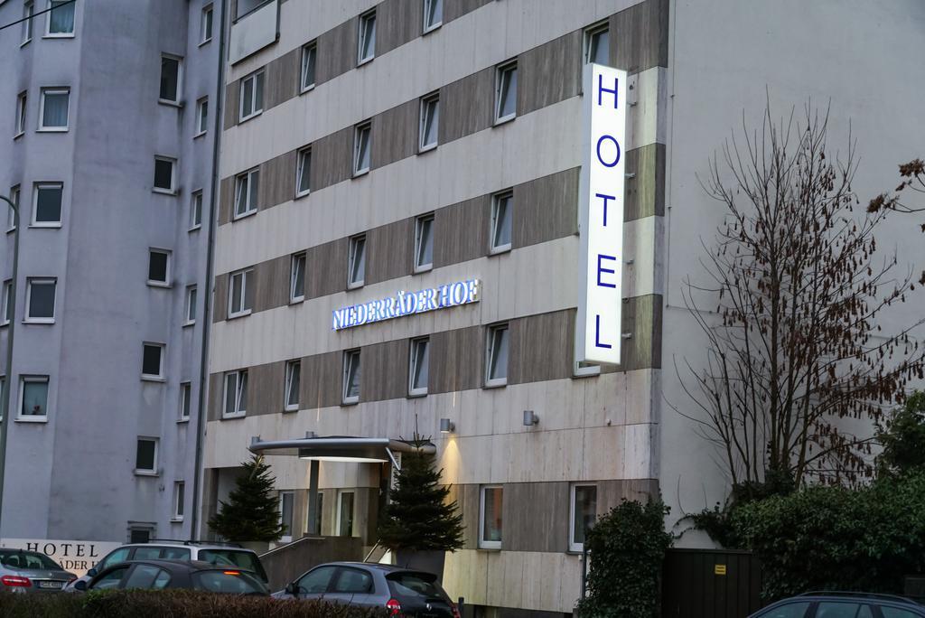 Hotel Niederraeder Hof Frankfurt am Main Exterior foto